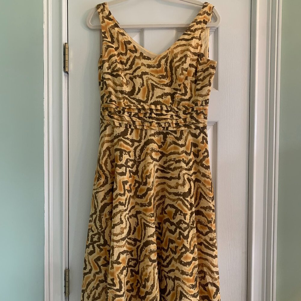 Cythia Howie Size 8 Sleeveless Dress
